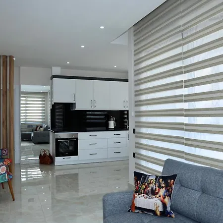 Cleopatra Twin Towers Iii Apartment Alanya